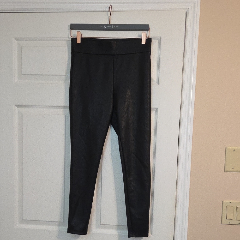 Black Faux Leather Leggings With Snake Print